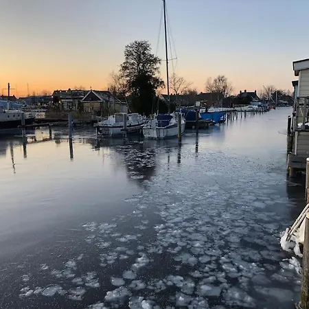 Vakantiehuis Waterwolf